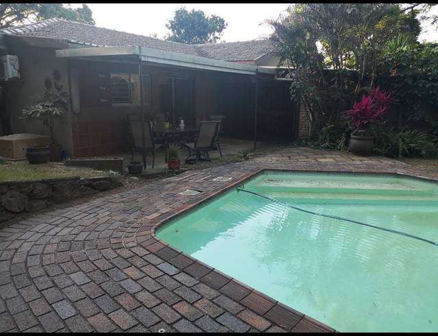 4 BEDROOM FREESTANDING SOLD IN BEREA WEST